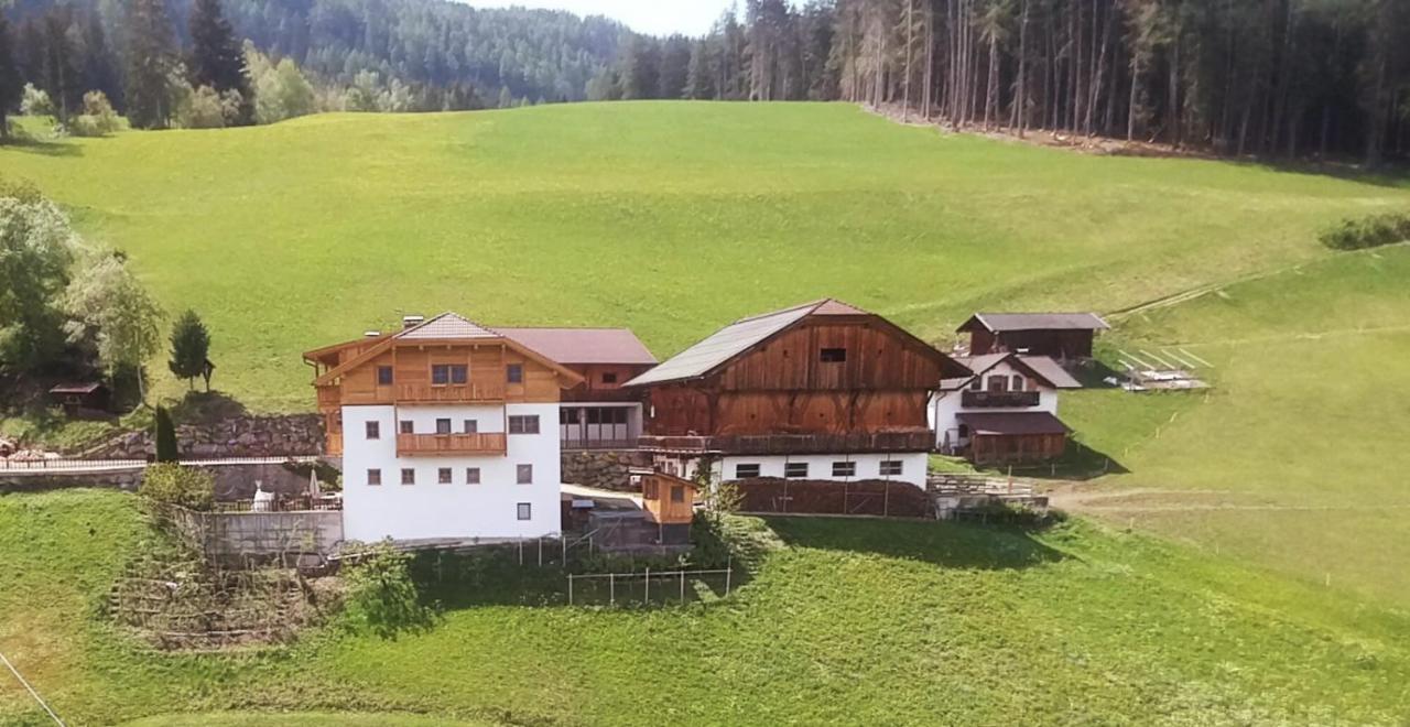 Апартаменты Holzerhof Valdaora di Sotto Экстерьер фото